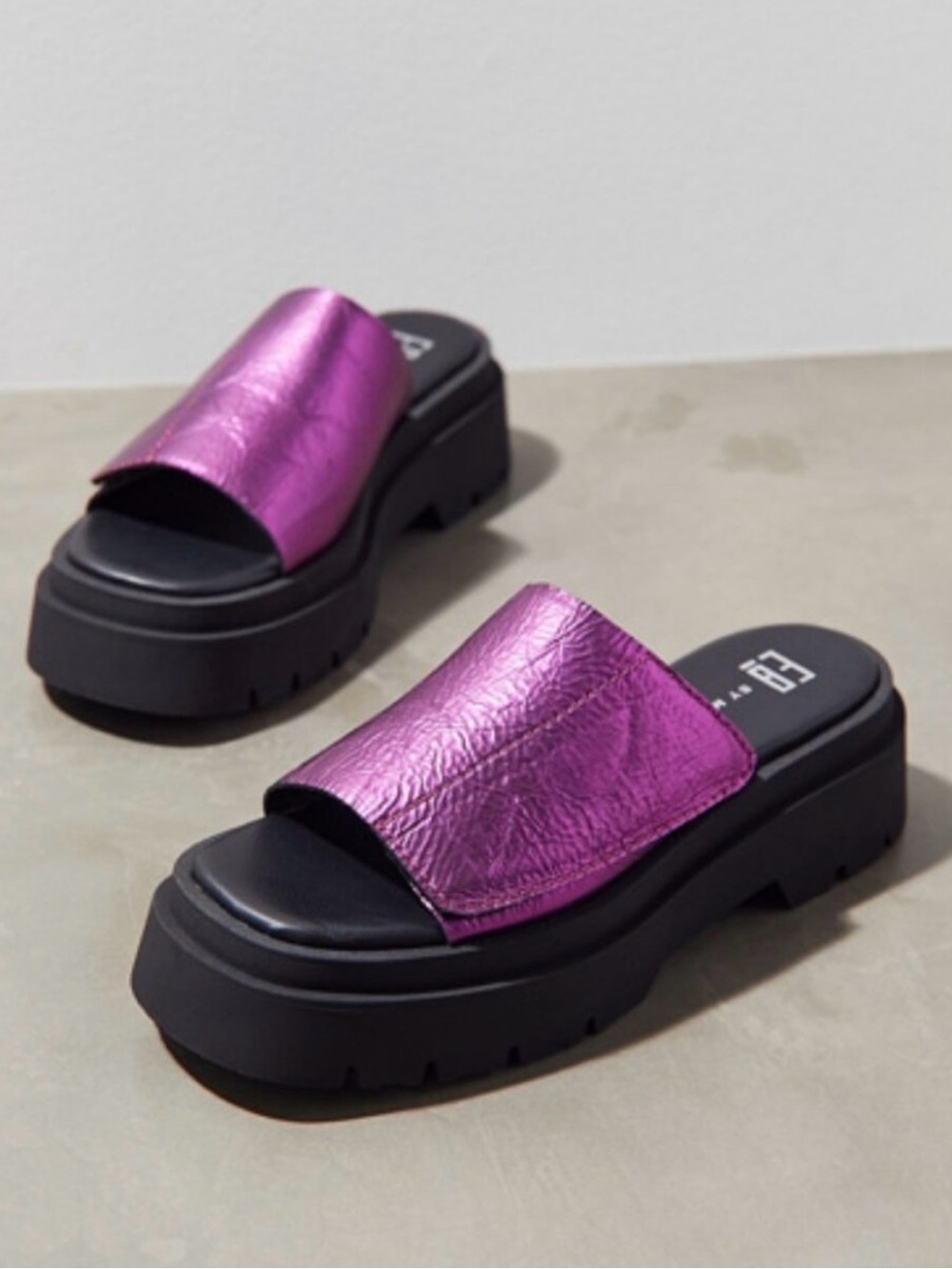 Miista Metallic Fuchsia Slide Sandals with Chunky Black Platform